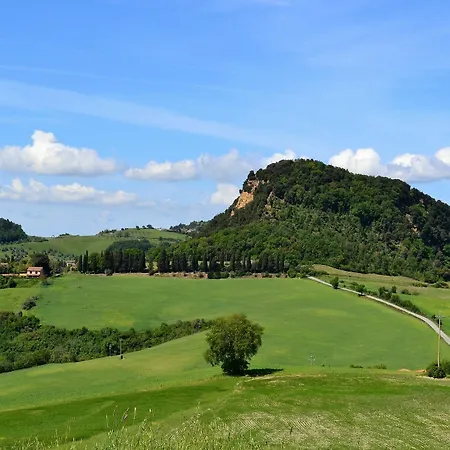 With One Bedroom In Volterra, With Wonderful Mountain View, Apartment Volterra
